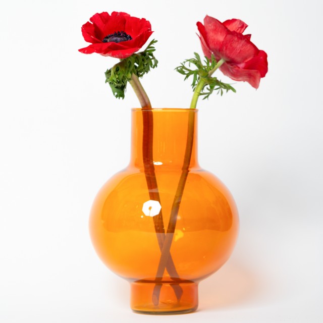 Vaso panciuto in vetro arancio trasparente