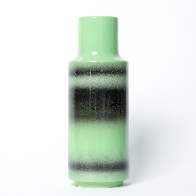 Vaso verde menta sfumato in nero