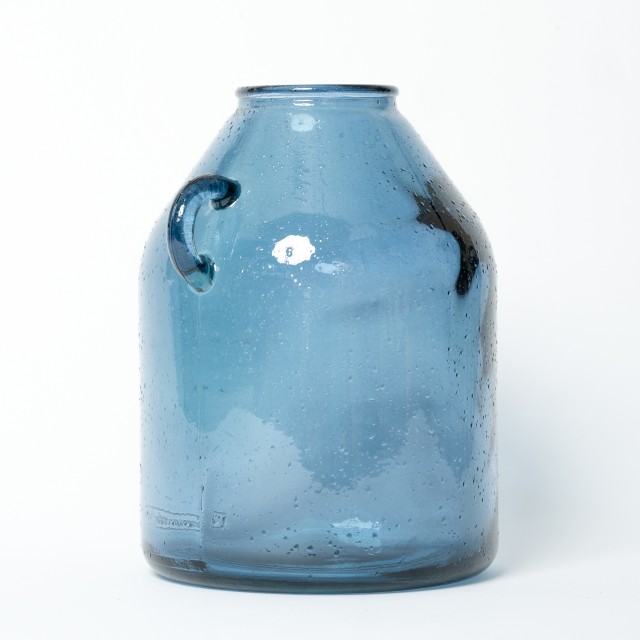 Vaso in vetro riciclato blu con manico